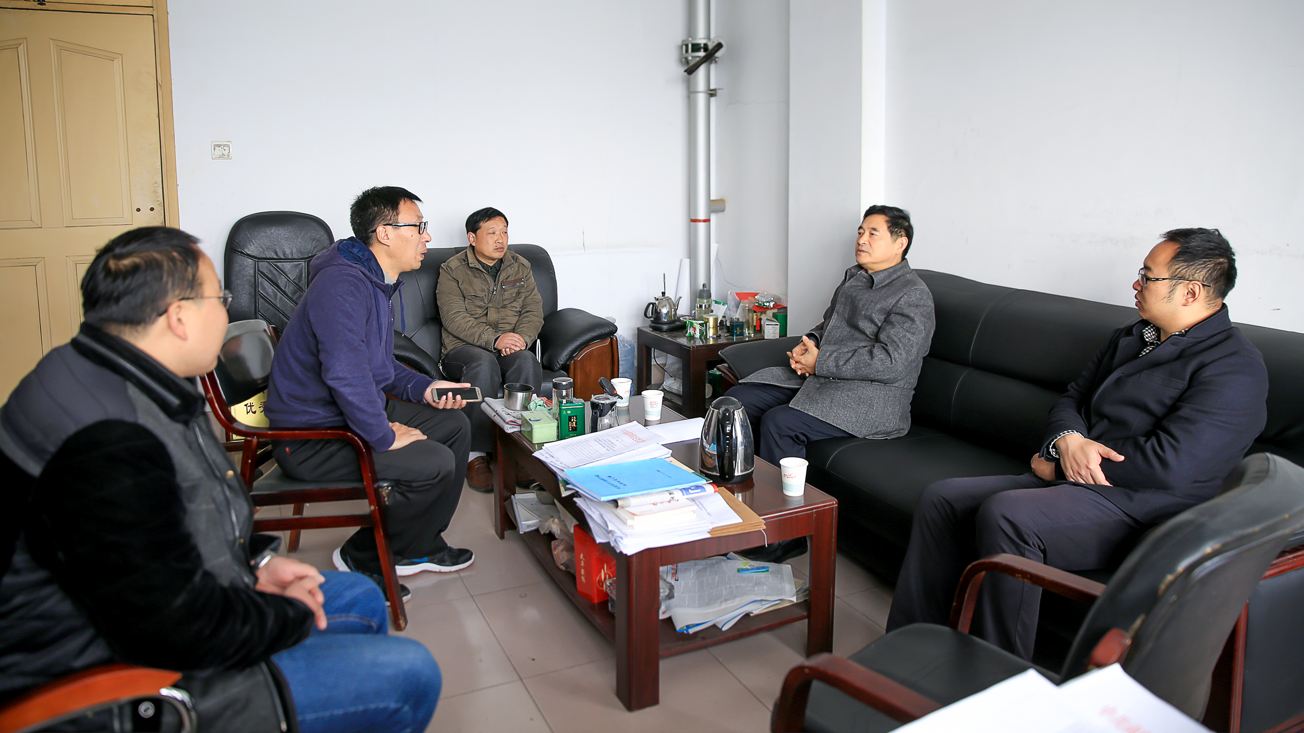 1校领导刘明阁深入环境科学与旅游学院调研指导工作.jpg